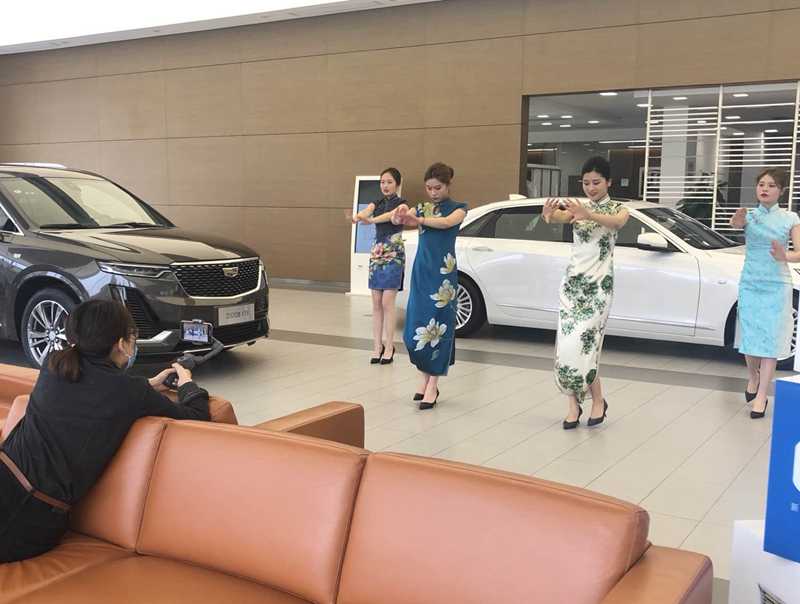 金誠(chéng)汽車(chē)：玩轉(zhuǎn)直播短視頻 線(xiàn)上服務(wù)促銷(xiāo)售